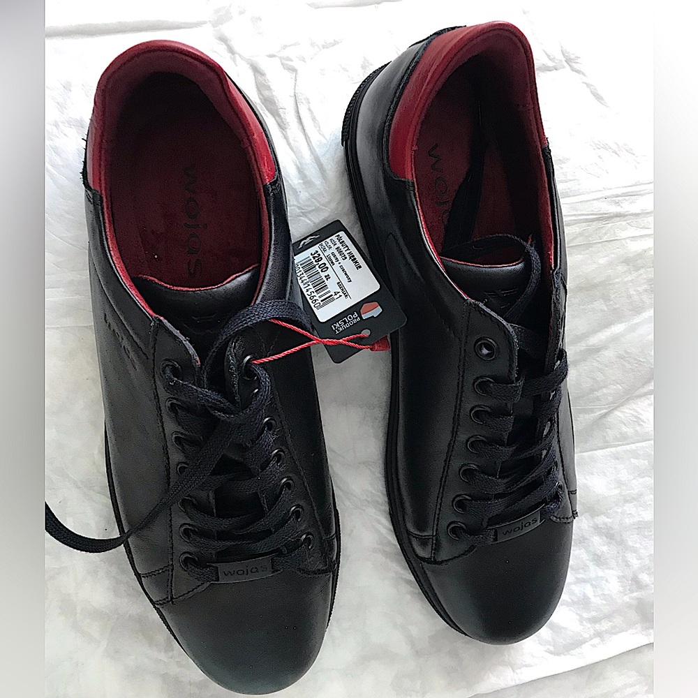 WOJAS MEN’S BLACK LEATHER SNEAKERS.  SIZE 41 (8).  NEW WITH TAGS